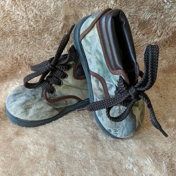 Jordan Lee camo lace-ups size 6 - Picture 2 of 3